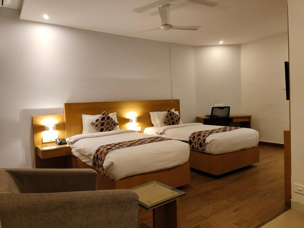 Hotel Indriya Wayanad Kalpetta Exterior foto